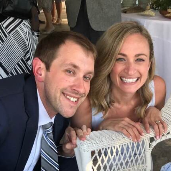 Meet your Posher, Elizabeth - Picture 2 of 2